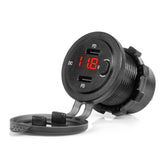 Cargador USB-C para coche impermeable con voltímetro digital e indicador LED rojo