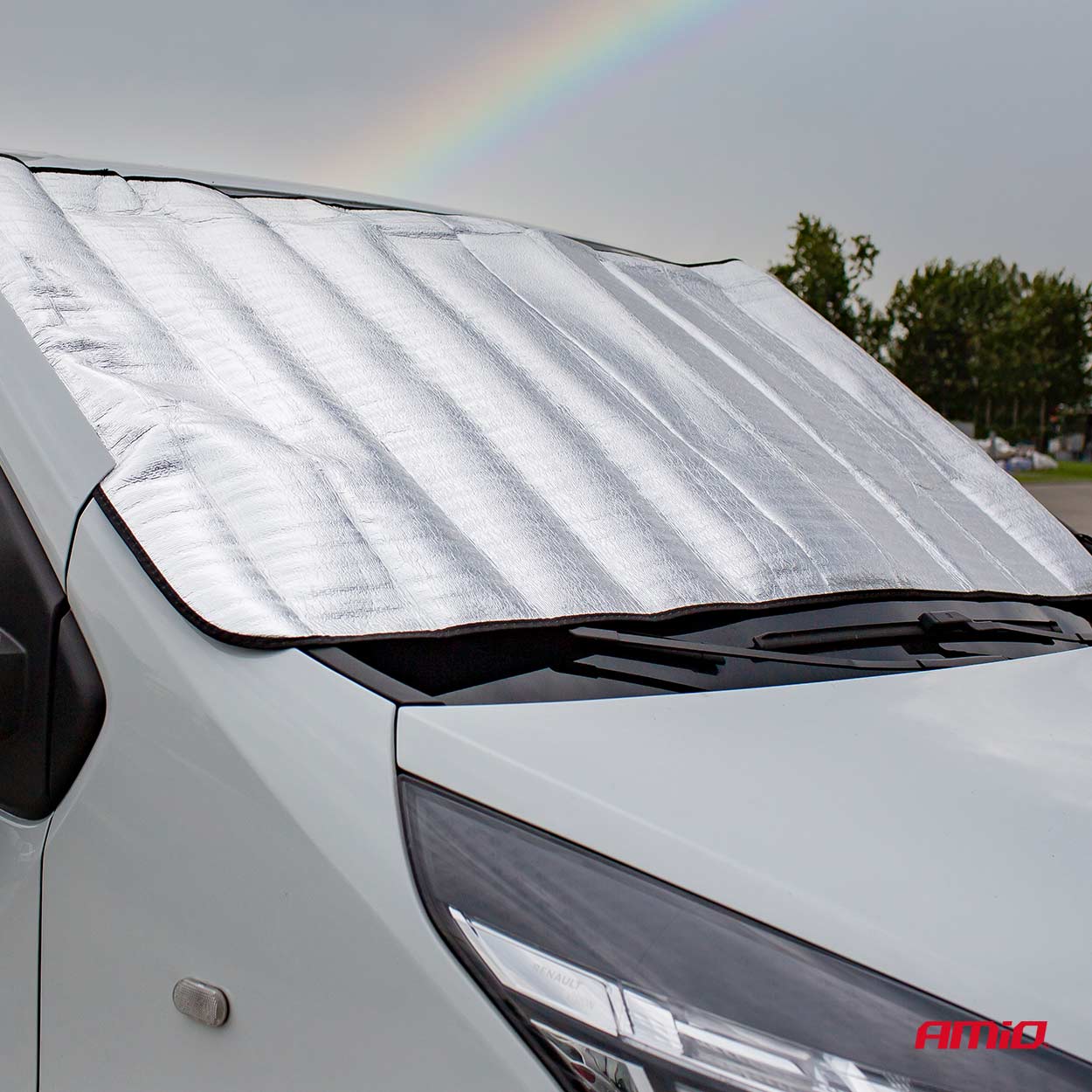 Protección plateada contra el sol y la escarcha para el parabrisas del coche