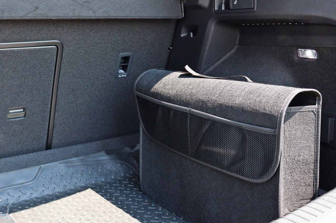 Bolsa de fieltro para organizar el maletero del coche