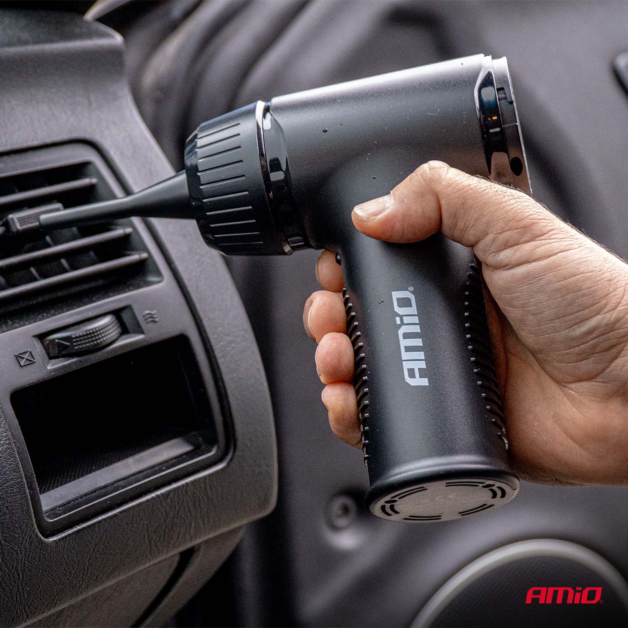 Soplador de polvo inalámbrico y compacto para el cuidado del coche