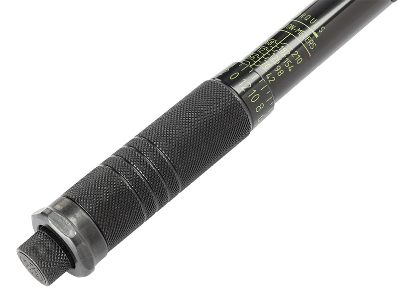 Llave dinamométrica con rango de par de 28-210 Nm