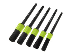 Set de detailing con cepillos, microfibra y bolsa