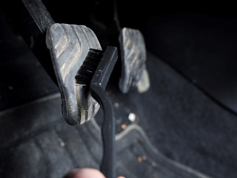 Paño de microfibra y guante de lavado para coche en el kit de detailing