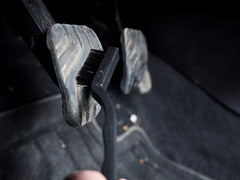 Paño de microfibra y guante de lavado para coche en el kit de detailing