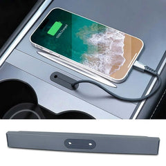 USB Hub til Tesla Model 3/Y (2021–2023) med mobil opladning funktion i centerkonsollen.